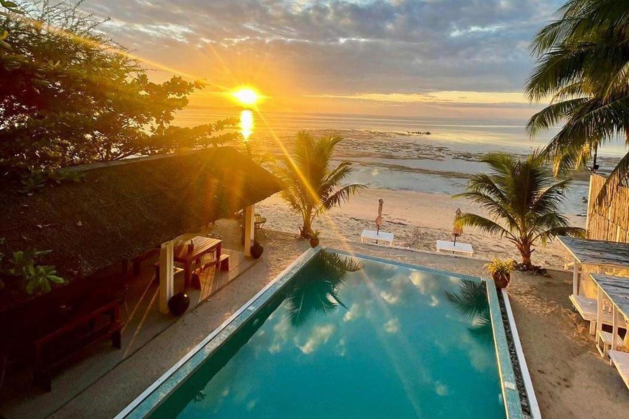 Sirom Beach House Tambobong 外观 照片